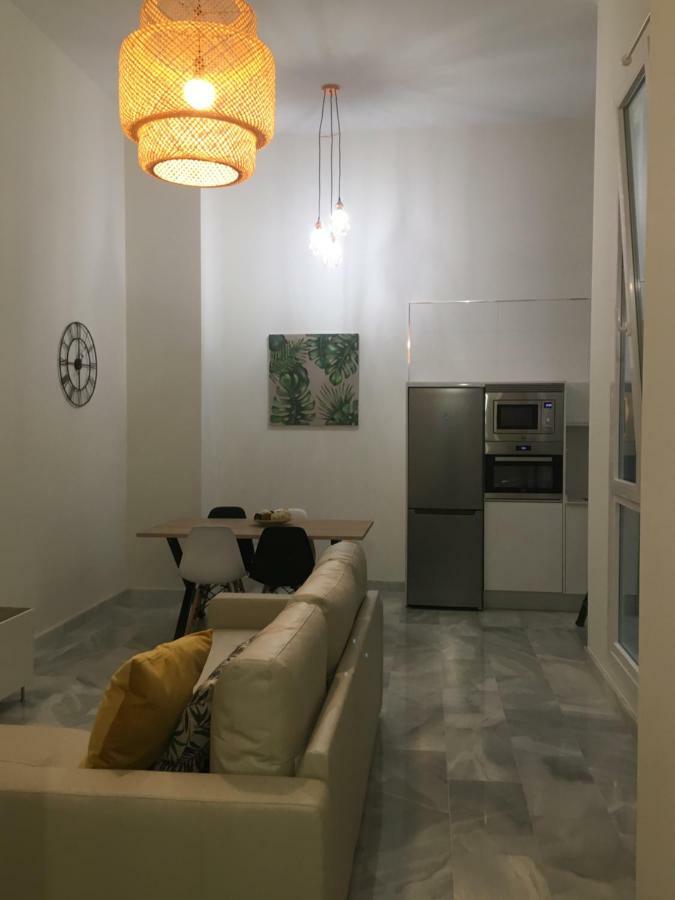 Nuevo En Casa Tipo Palacio Apartment Cádiz